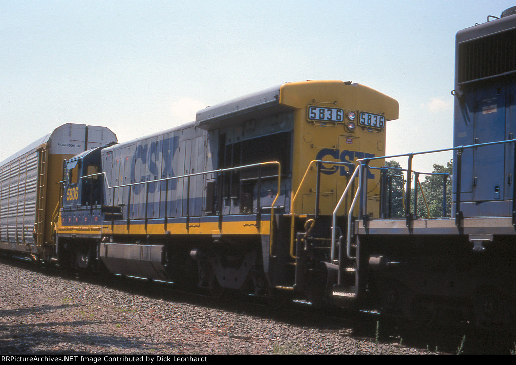 CSX 5836